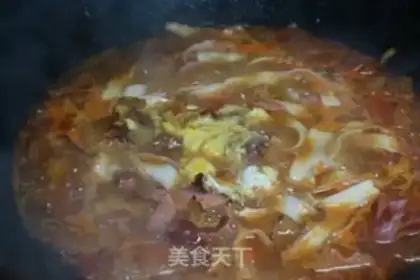 Make Tomato egg noodles step 12