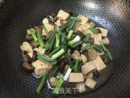 Make Tofu and mushrooms step 10