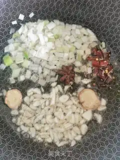 Make Jealousy bean sprouts step 0