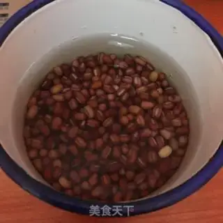 Make Three red soups step 0