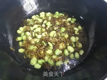 Make Snow bean petals step 5