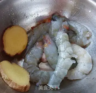 Make Shrimp porridge step 2