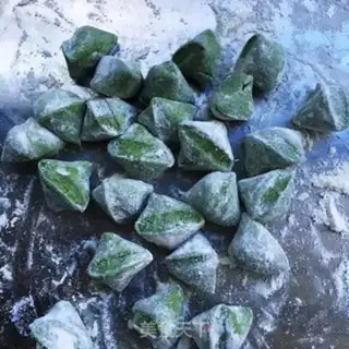 Make Like jade dumplings step 7