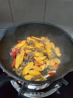 Make Pumpkin beef step 8