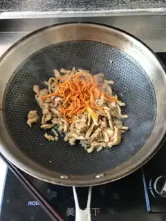 Make Chicken-wielding insects step 7