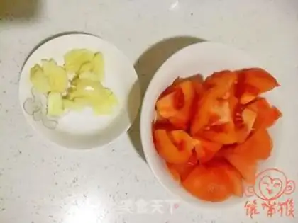 Make Tomatoes and blue flowers step 1