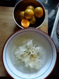 Make Orange silver ear rose soup step 0