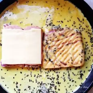 Make Eggcake toast step 7