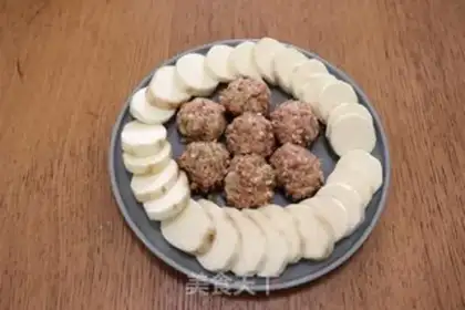 Make Steam Mountain meatballs step 8