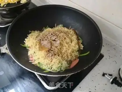 Make Fried noodles step 4