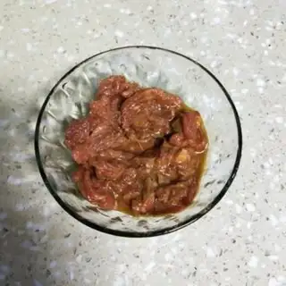 Make Pepper beef step 0