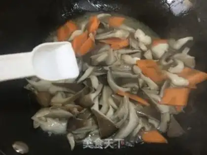 Make Garlic fried mushrooms step 6