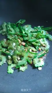 Make Garlic bitter melon step 4
