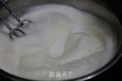 Make Fruit box cake step 14