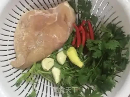 Make Spicy chicken silk step 0
