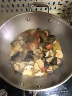 Make Four vegetables of beef step 2