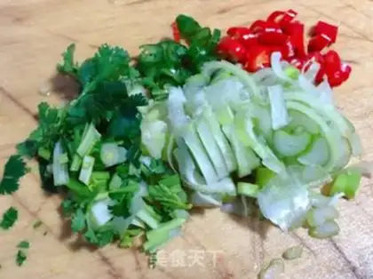 Make Fans steamed with golden needles and mushrooms step 3