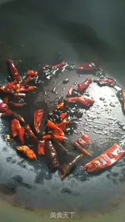 Make Pyramid and garlic step 5