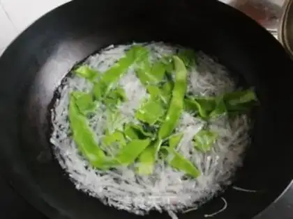 Make Chicken jade noodles step 5