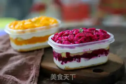 Make Fruit box cake step 35
