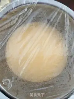 Make Chinese pumpkin toast step 6