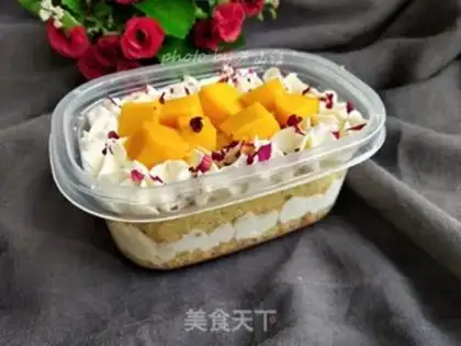 Make Rose box cake step 15