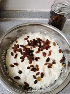 Make Milky raisin and raisin step 6