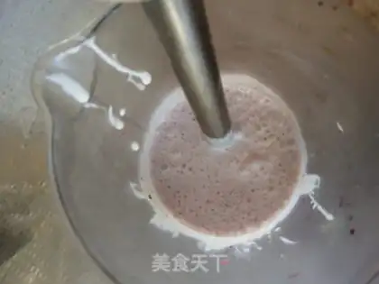 Make Blueberry milkshake step 8
