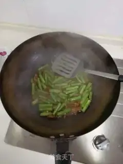 Make Sword bean fried meat step 1
