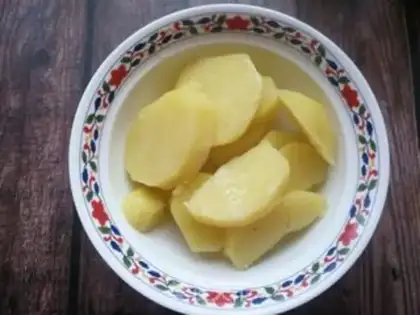 Make Gold potato ball step 2