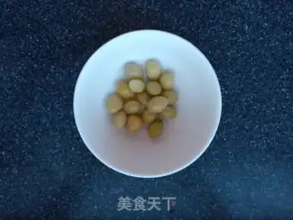 Make Chicken chestball soup step 3
