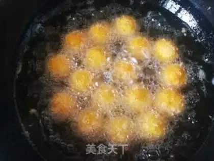Make Little rice lilies step 5
