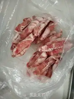 Make Homemade three hot pots step 1