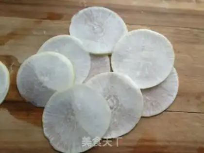 Make Three carrot rolls step 3