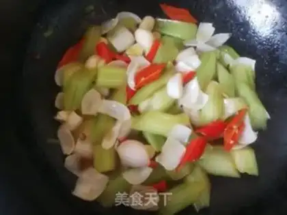 Make Celery makes lilies step 9