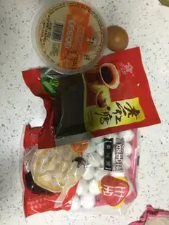Make Red sugar and rice and omelet soup step 0
