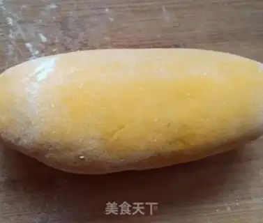 Make Pumpkin cut the buns step 3