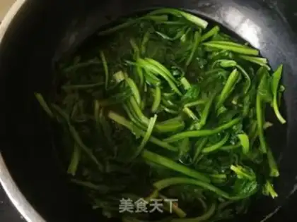 Make Spinach pellets step 1