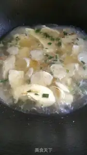 Make White tofu fishball soup step 4