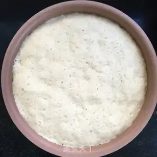 Make Mango cream roll step 9