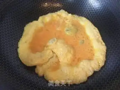 Make Scrambled eggs step 3