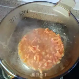 Make Tomato egg hot noodles step 3