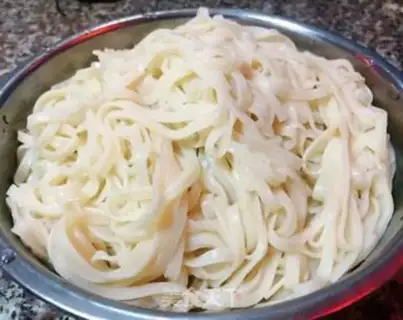 Make Tomato noodles step 10