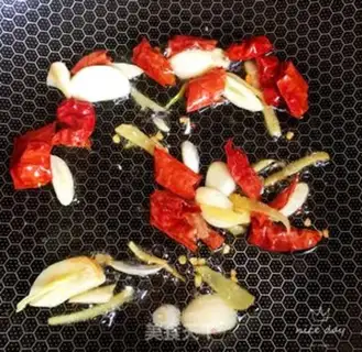 Make The spicy spicy larvae step 7