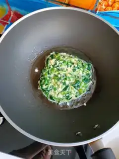 Make oatmeal spinach fried eggs step 7