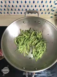 Make Cold-middle-ear-gill needles step 2