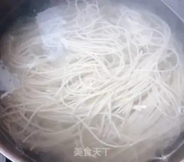 Make Old yogurt noodles step 6