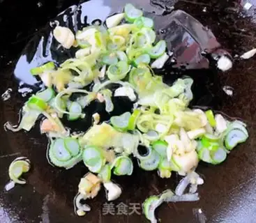 Make Old yogurt noodles step 8