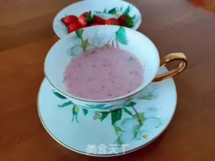 Make Strawberry shakes step 5