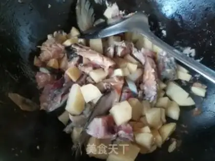 Make Homemade salmon head step 7